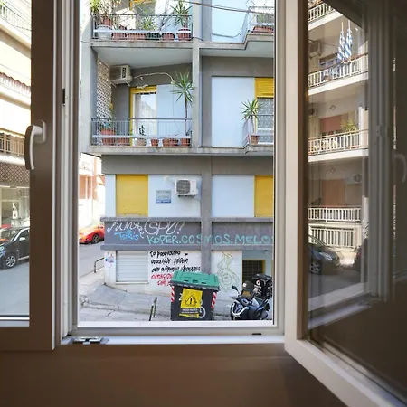Cozy Exarcheia, 1 Bdrm Athens