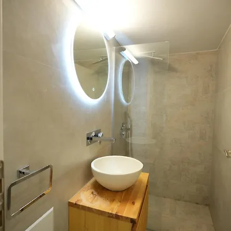 Cozy Exarcheia, 1 Bdrm Apartment