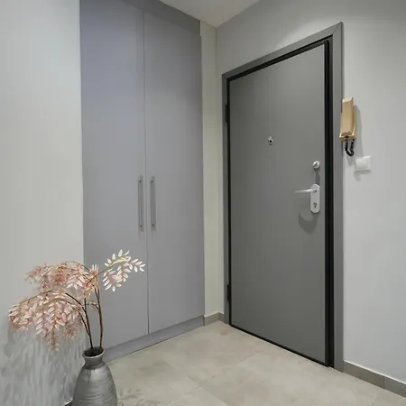 Cozy Exarcheia, 1 Bdrm Athens